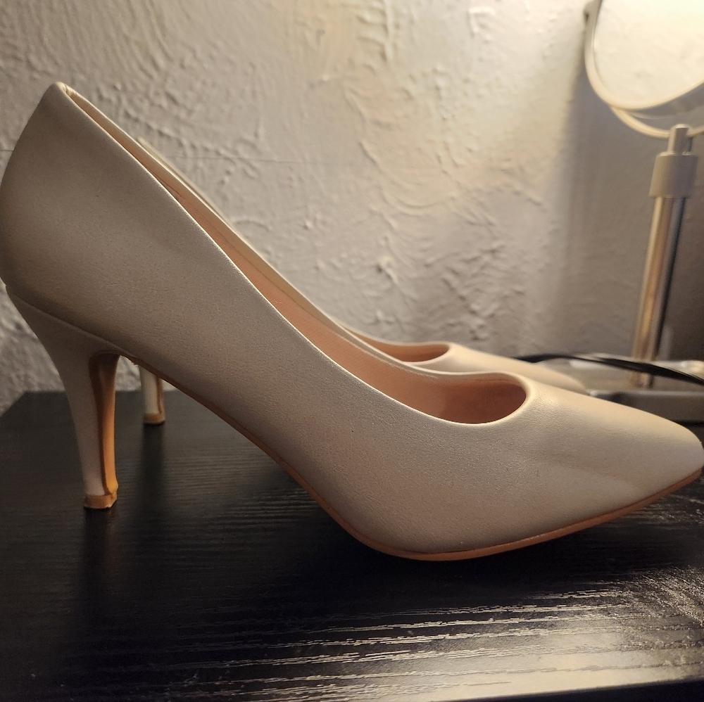Forever Beige Pumps